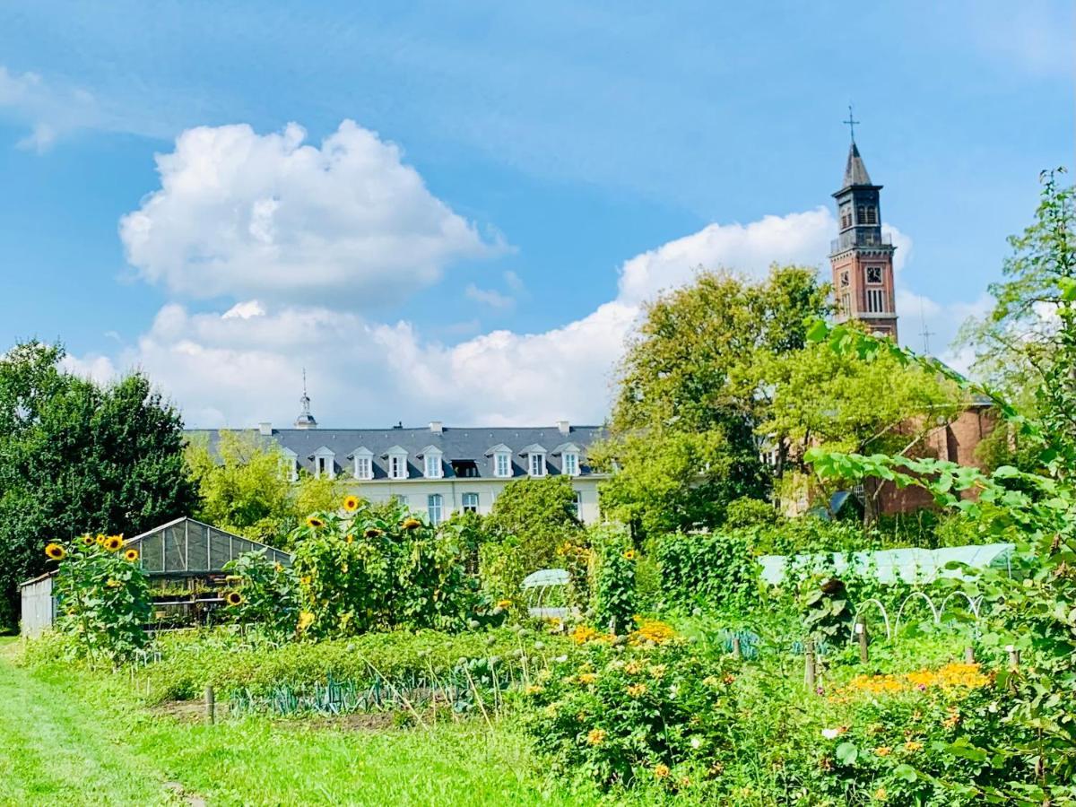 De Lotuspoort Met Mihr'S B&B In De Abdij Van Bornem Exterior foto
