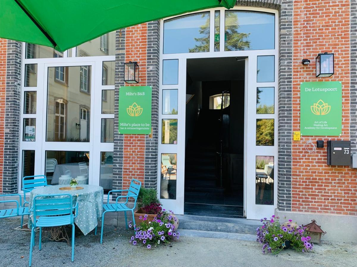 De Lotuspoort Met Mihr'S B&B In De Abdij Van Bornem Exterior foto